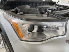 Passenger Headlight HID Without Black Edition Fits 17-19 ACADIA 1054274