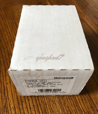 NEW   C7035A1031 C7035A 1031 Flame Detector #am
