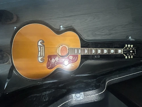 Epiphone Inspired By gibson j200