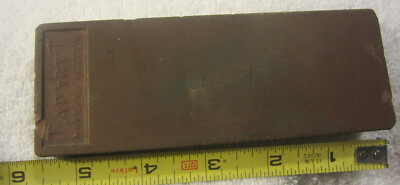 5 ½  x 2  Apart Hamburg Austria Sharpening Stone straight Razor RED Hone VTG