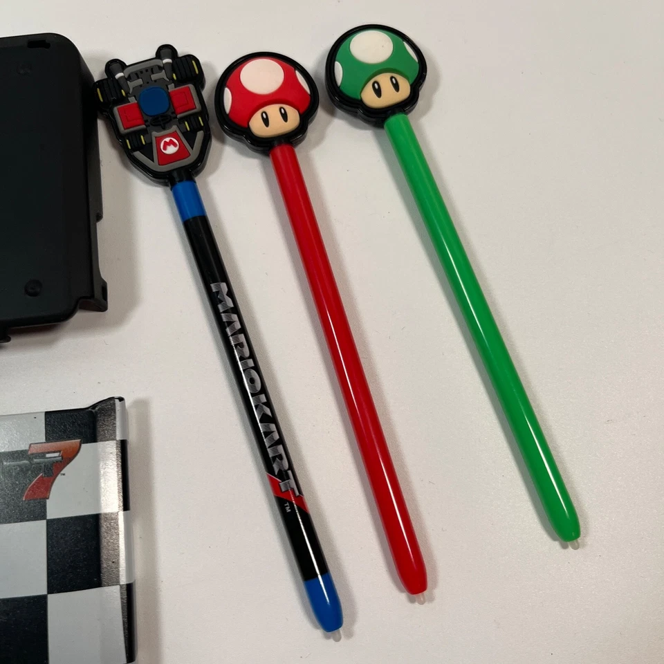 POWER A / Official Nintendo 3DS MarioKart 7 Snap and Play Kit with 3 Stylus - Image 4 of 4