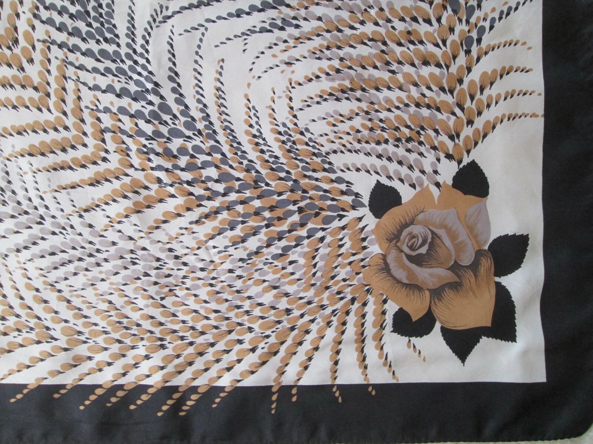 Foulard En Soie Vintage Noir TBEG 76x78 Cm - Occasion En Excellent état