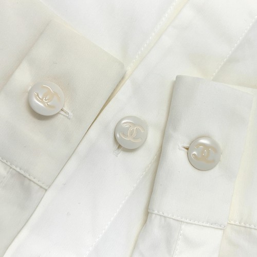 CHANEL Vintage 04C CC Logo Shirt #36 Top Blouse White Cream Cotton Button - Picture 12 of 13
