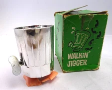 VINTAGE 1966 FUNNY NOVELTY GAG GIFT WALKING JIGGER MECHANICAL SHOT GLASS WIND UP