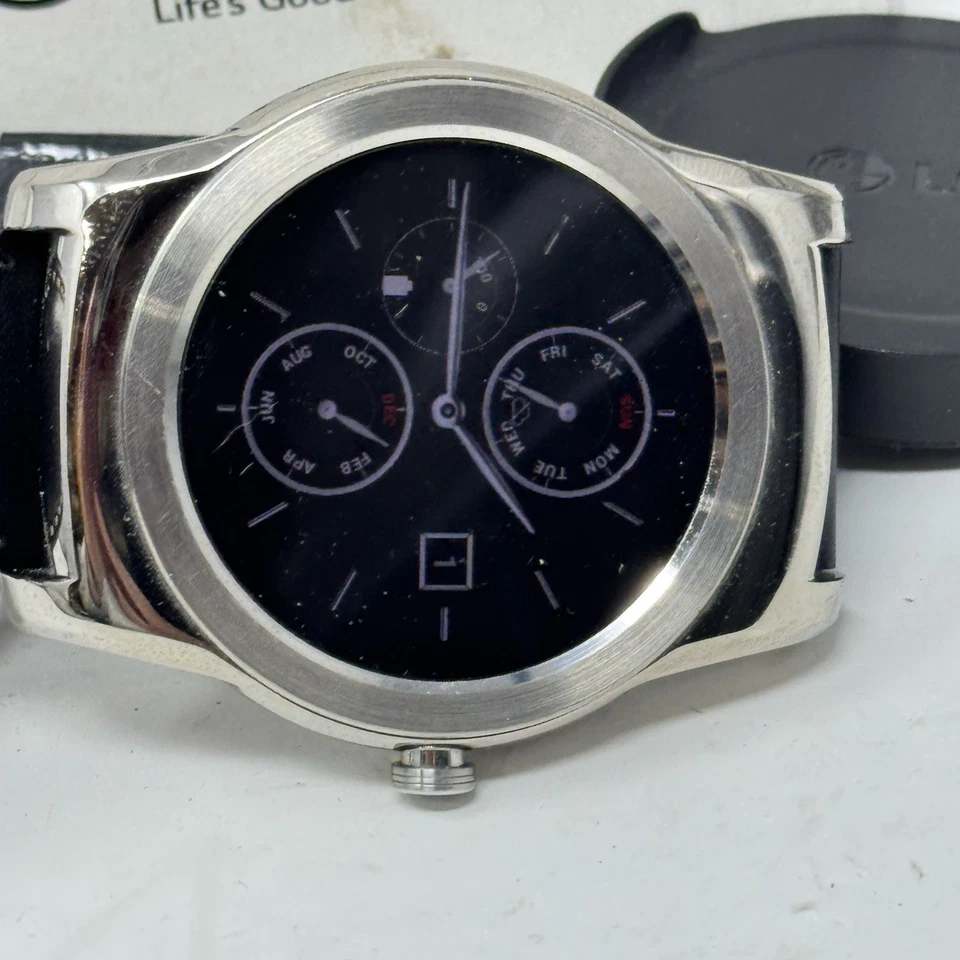 Reloj inteligente portátil LG Watch Urbane LG-W150 ligeramente de uso - plateado Foto 2 de 4