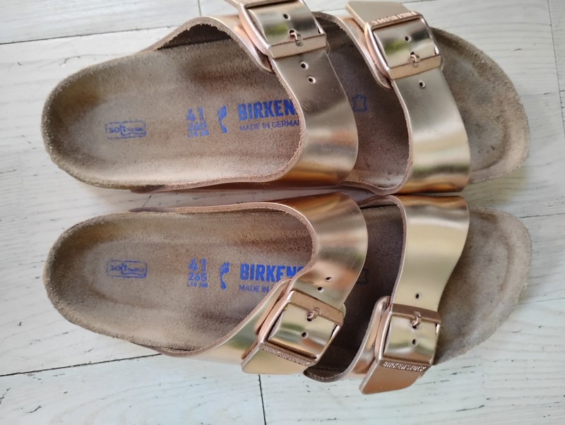 Birkenstock Women's Arizona  Soft Bed Rose Gold Leather Sz. 10