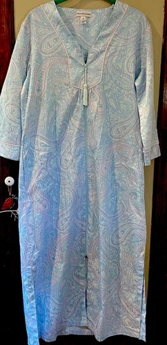 Miss Elaine Paisley Robe Size Small Cotton Pockets Lovely