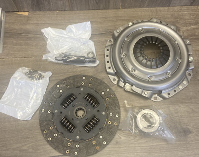 Schaeffler LuK RepSet 01-046 Clutch Kit Clutch Replacement Kit For Jeep Liberty