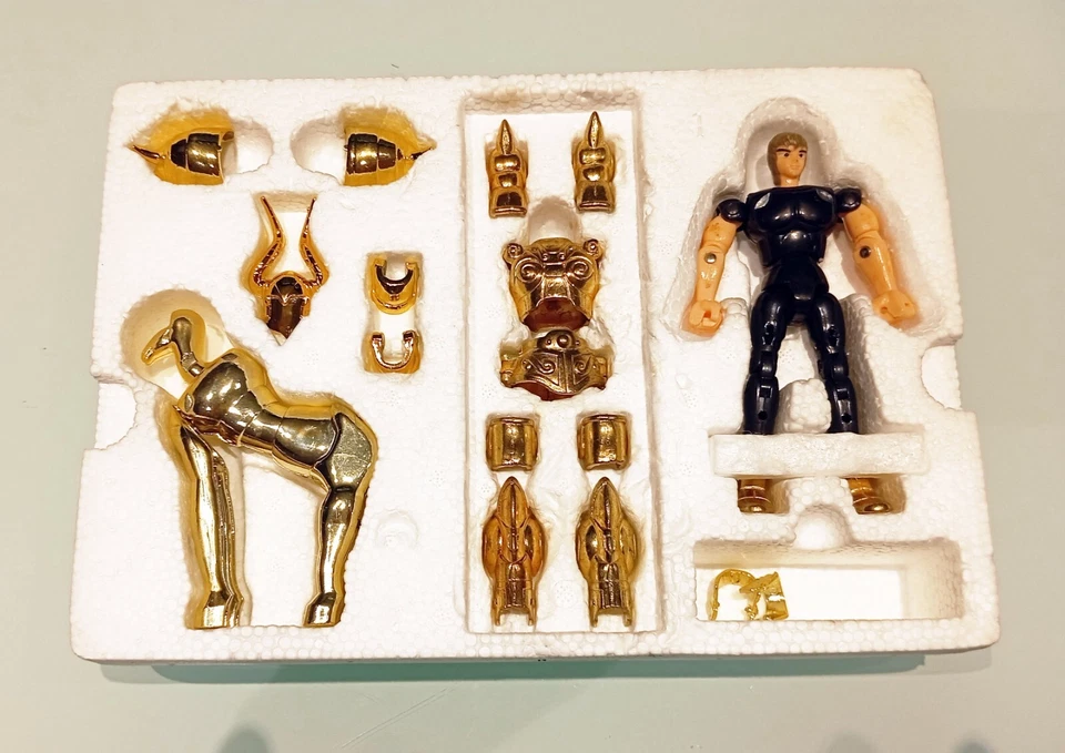 Caballeros del Zodiaco Vintage CAPRICORNIO BANDAI ESPAÑA - Imagen 4 de 4