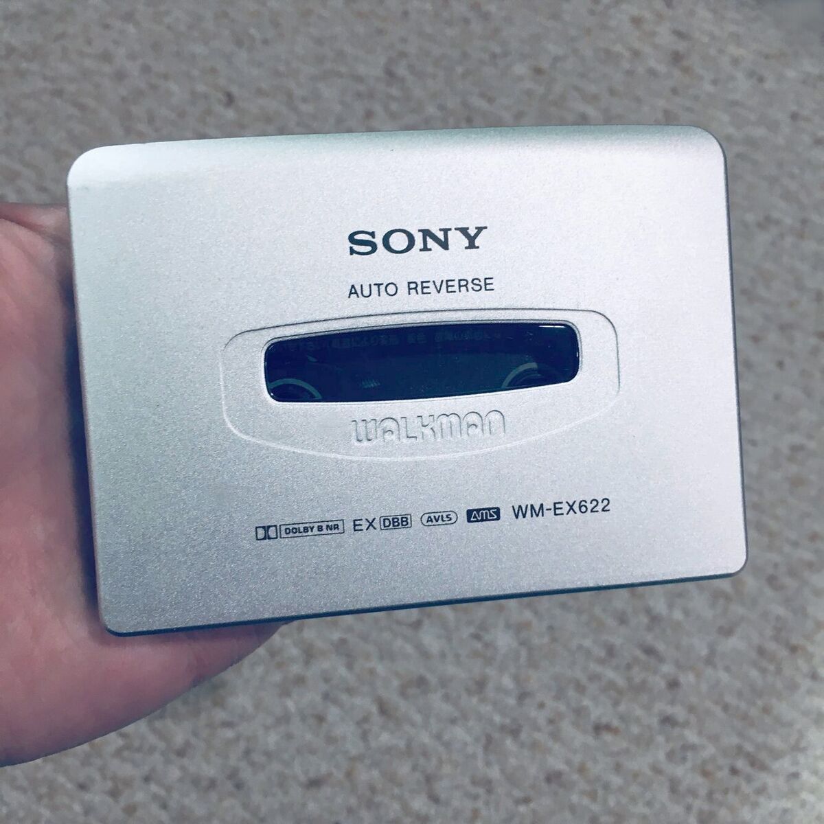 Sony WM-EX622 Walkman Cassette Player, EX Silver ! Working Sony WM-EX622 Walkman Cassette Player, EX Silver ! Working