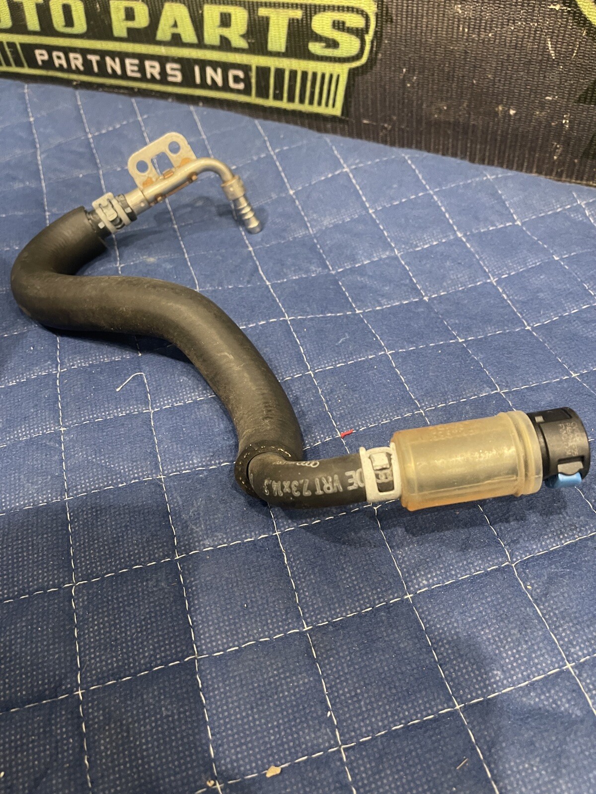 2017 AUDI R8 PLUS FUEL PIPE LINES FUEL RAIL OEM 07L127503AC 07L-127-503-AC