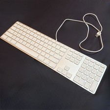 Apple A1243 USB Wired Standard Keypad - White  Silver -Barely/very lightly used