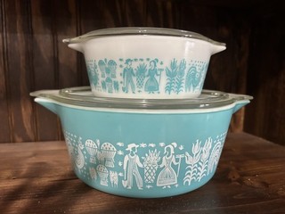 Vintage Pyrex Blue Amish Butter Print 475 and 472