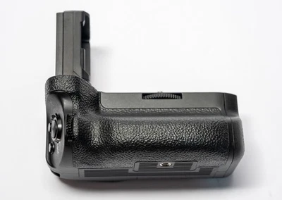 Genuine Sony VG-C4EM Vertical Battery Grip for Sony A7S III / A1 / A7 IV – Excel - Image 1 of 4