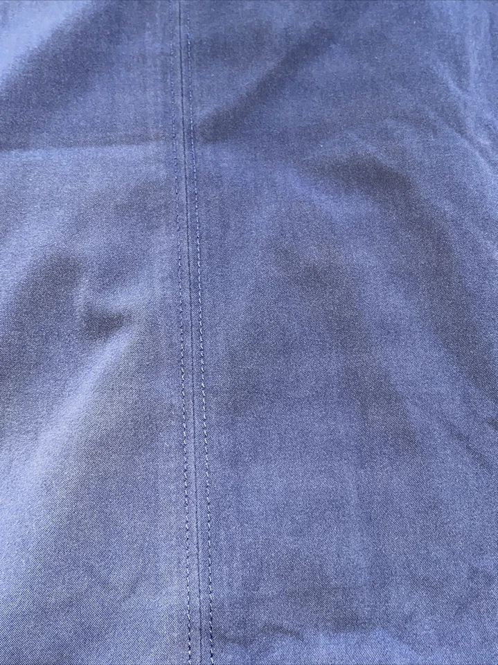 Microfiber Dark Blue Tablecloth 60 x 58 - Image 4 of 4