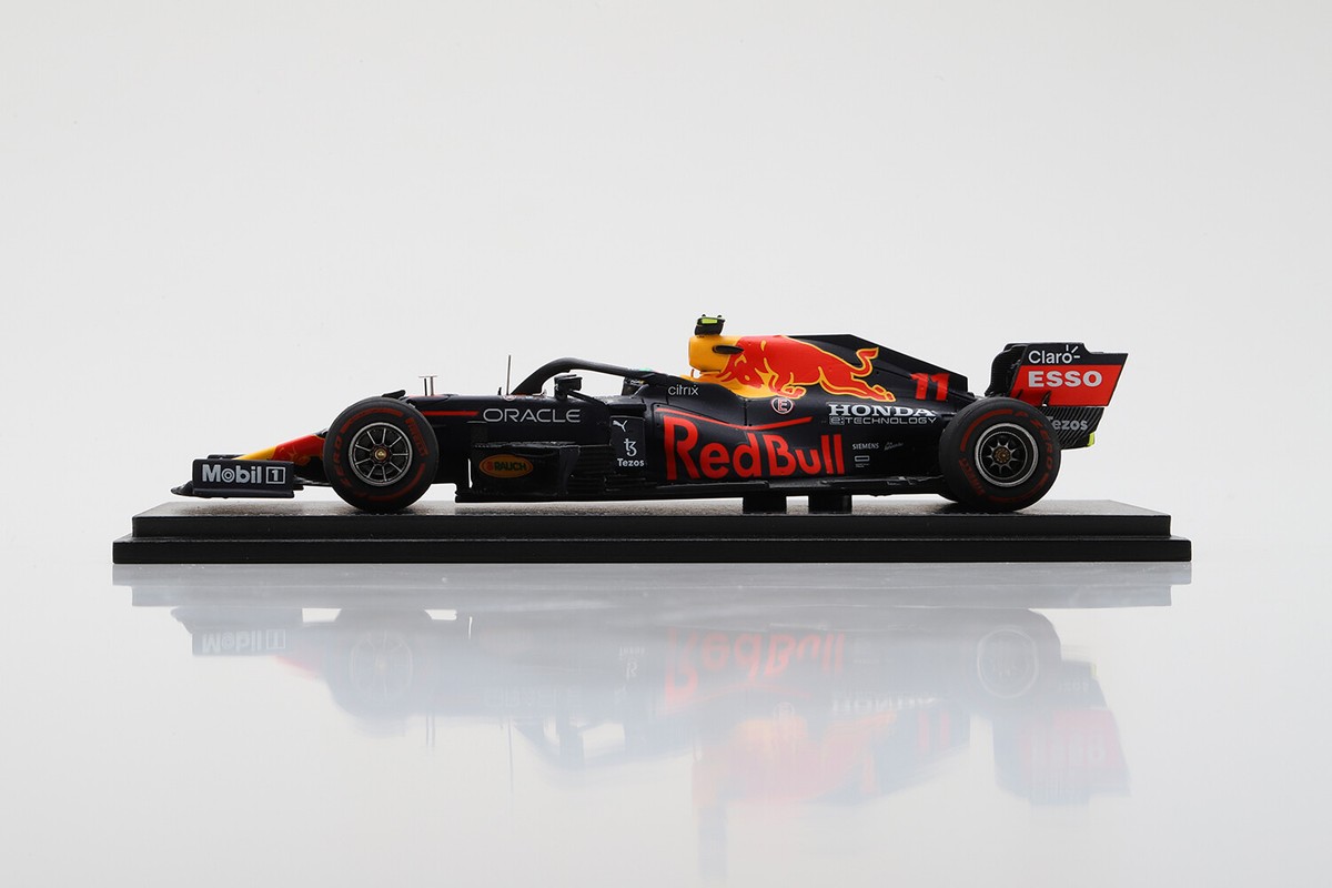Spark 1/43 Red Bull 16B Abu Dhabi 2021 Suzuka Circuit Package Ltd