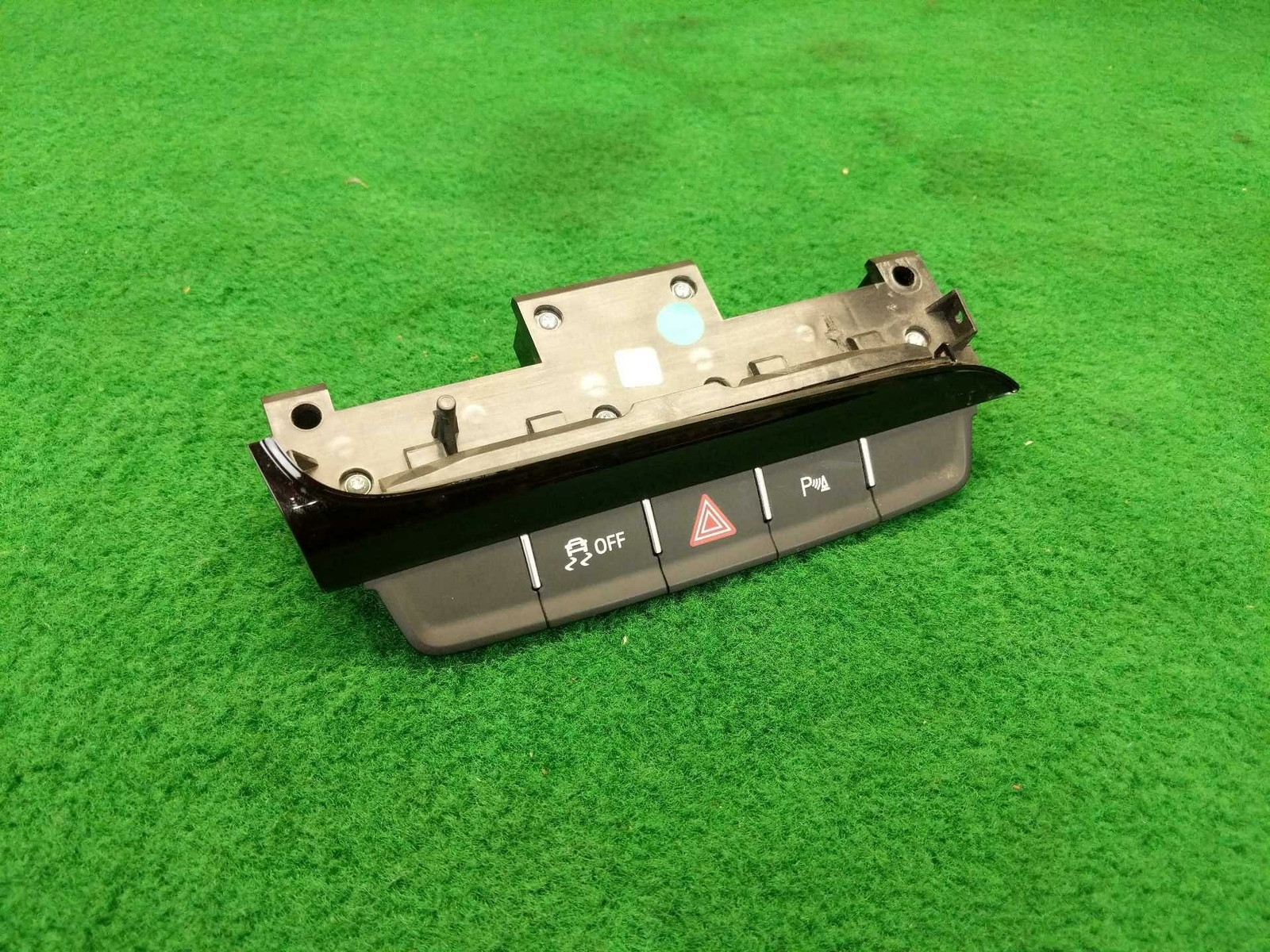 2020 Audi R8 - OEM Dash Switch Panel Traction Control Hazard Lights 4S1925301E