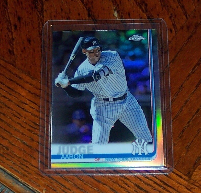 2019 Topps Chrome #100 Aaron Judge Refractor # 100