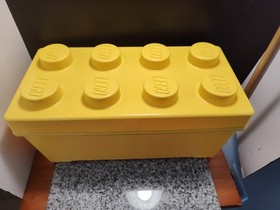 LEGO CLASSIC LARGE YELLOW BRICK.  STORAGE CONTAINER BIN For LOOSE LEGO PIECES. 