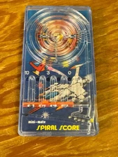 Vintage 1976 Bluebox Mini-Mate Pinball SPIRAL SCORE Spaceships Pocket Game