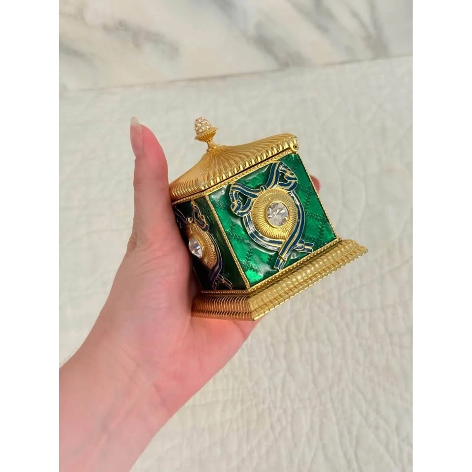 Vintage Wendy Reed Jeweled Enamel Trinket Box Green Gold with Swarovski Crystals - Image 3 of 4