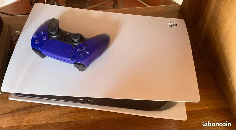 Sony PlayStation 5 Digital, photo 2 sur 2
