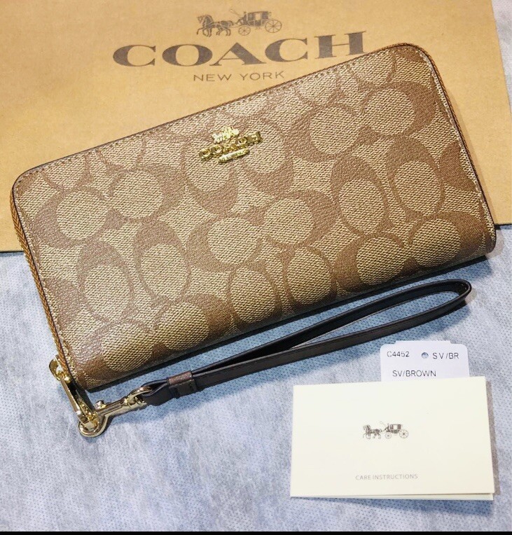 COACH, Zip-around Long wallet with Strap,Wrist,C4452