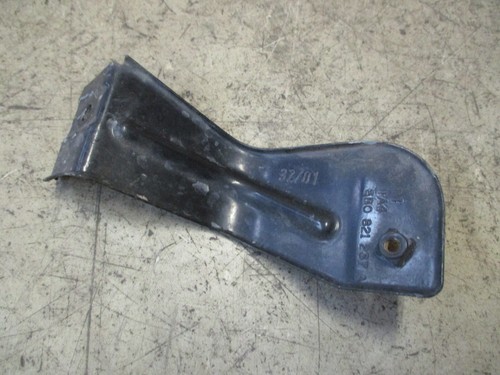 Halteblech Kotflügel vorne links VW Passat 3BG Halter 3B0821237A