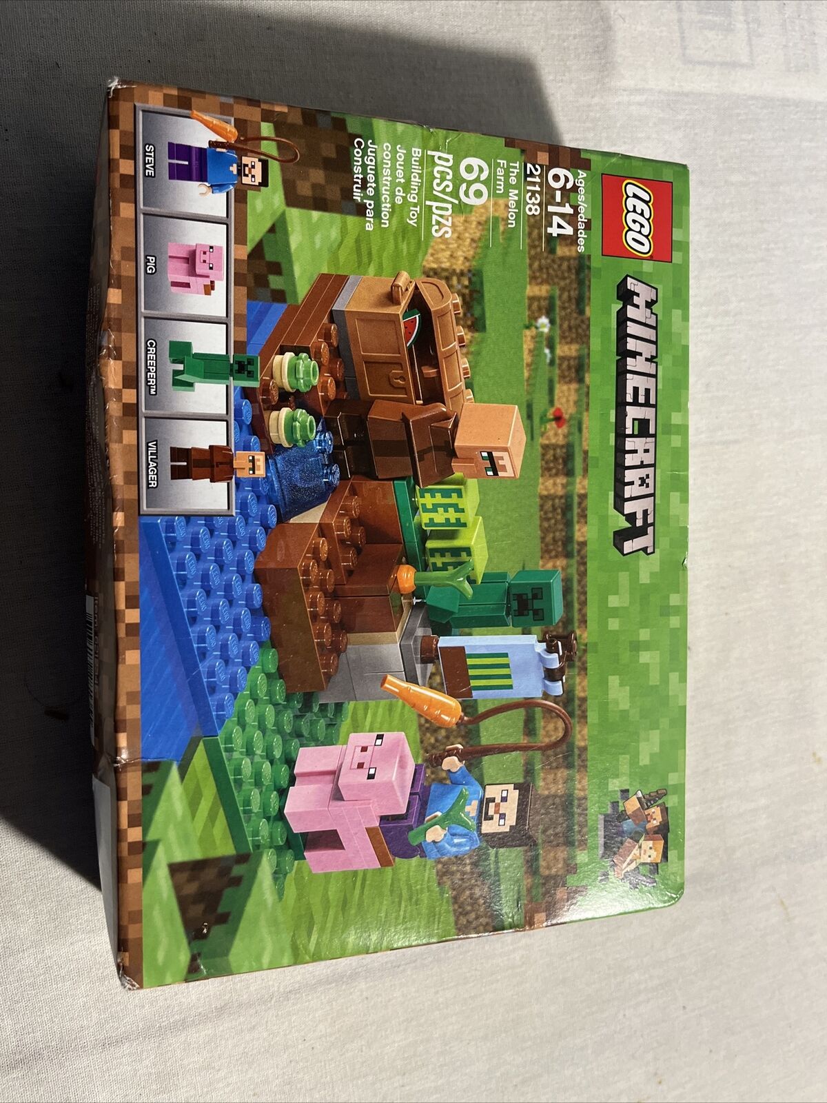 LEGO Minecraft Set: The Melon Farm (21138) - New Sealed