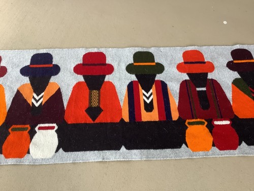 VINTAGE MEXICAN SOUTH AMERICAN RUG APPROX 1900mm LONG CAFE RESTAURANT DISPLAY - Picture 3 of 11