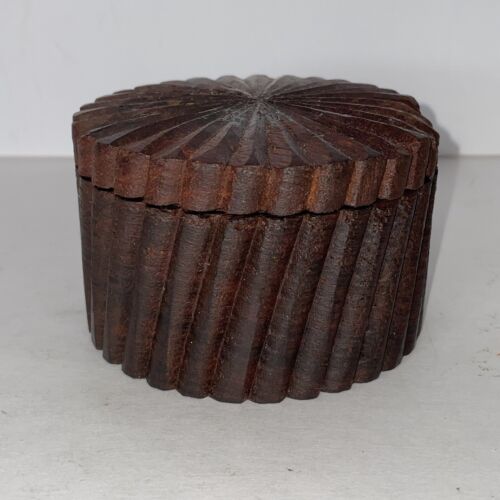 VTG Trinket Round Box with Lid Hand Turned & Carved Wood Made in India - Picture 1 of 13