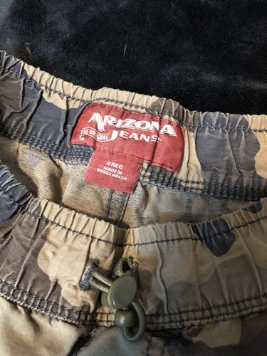 Arizona Jeans Boys Camo Drawstring Cargo Shorts Size 8 Reg - Picture 4 of 4