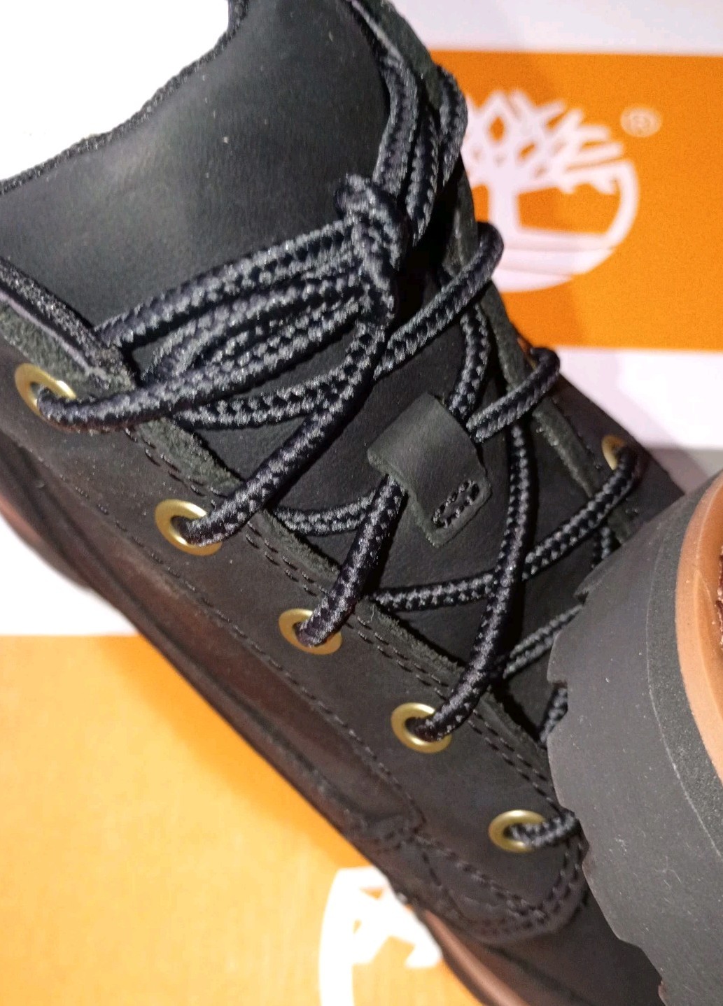 Mens TIMBERLAND Attleboro Mid Lace Premium Leather Chukka Boot Sz 10.5  Black