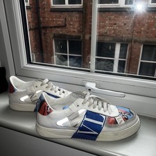 Valentino Sneakers