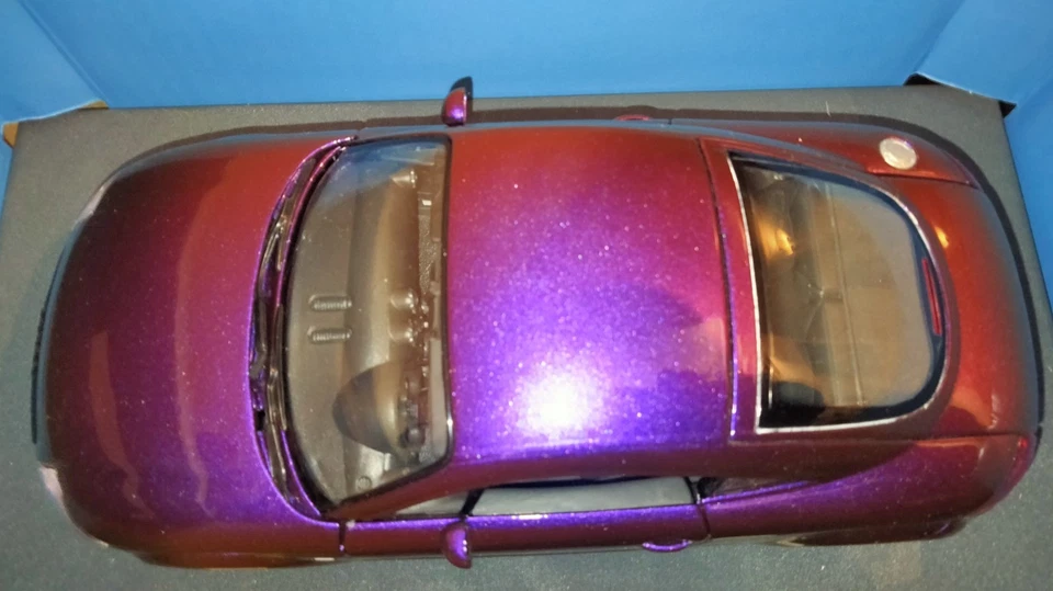 Audi TT coupè Glasurit Libella Revell 1/18 - Immagine 2 di 4