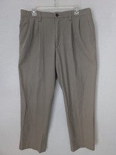EUC Men  s Dockers no-wrinkle-twill beige pants 36 x 30 Classic Fit Pleated