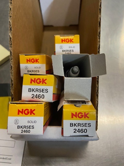 NGK BKR5ES  SPARK PLUG  NGK#2460