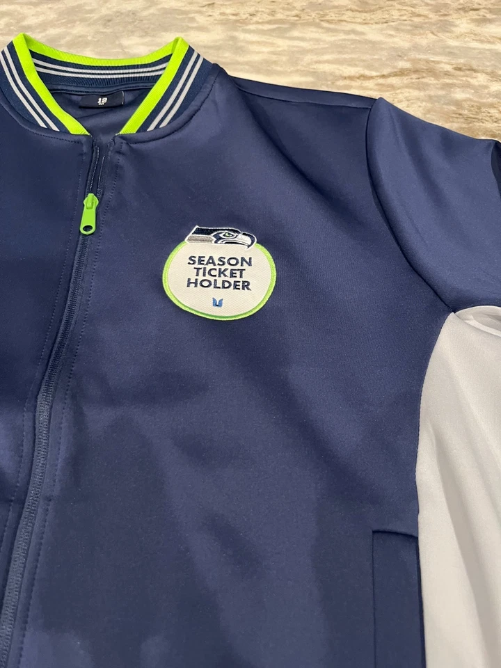 Seattle Seahawks Season Ticket Holder Coat 50 Anniversary Season Patch Medium M - Image 3 of 4