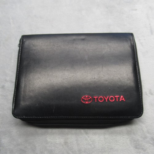 Toyota Camry 2004 Owners Manual Case Booklets Passport Service Guide Book