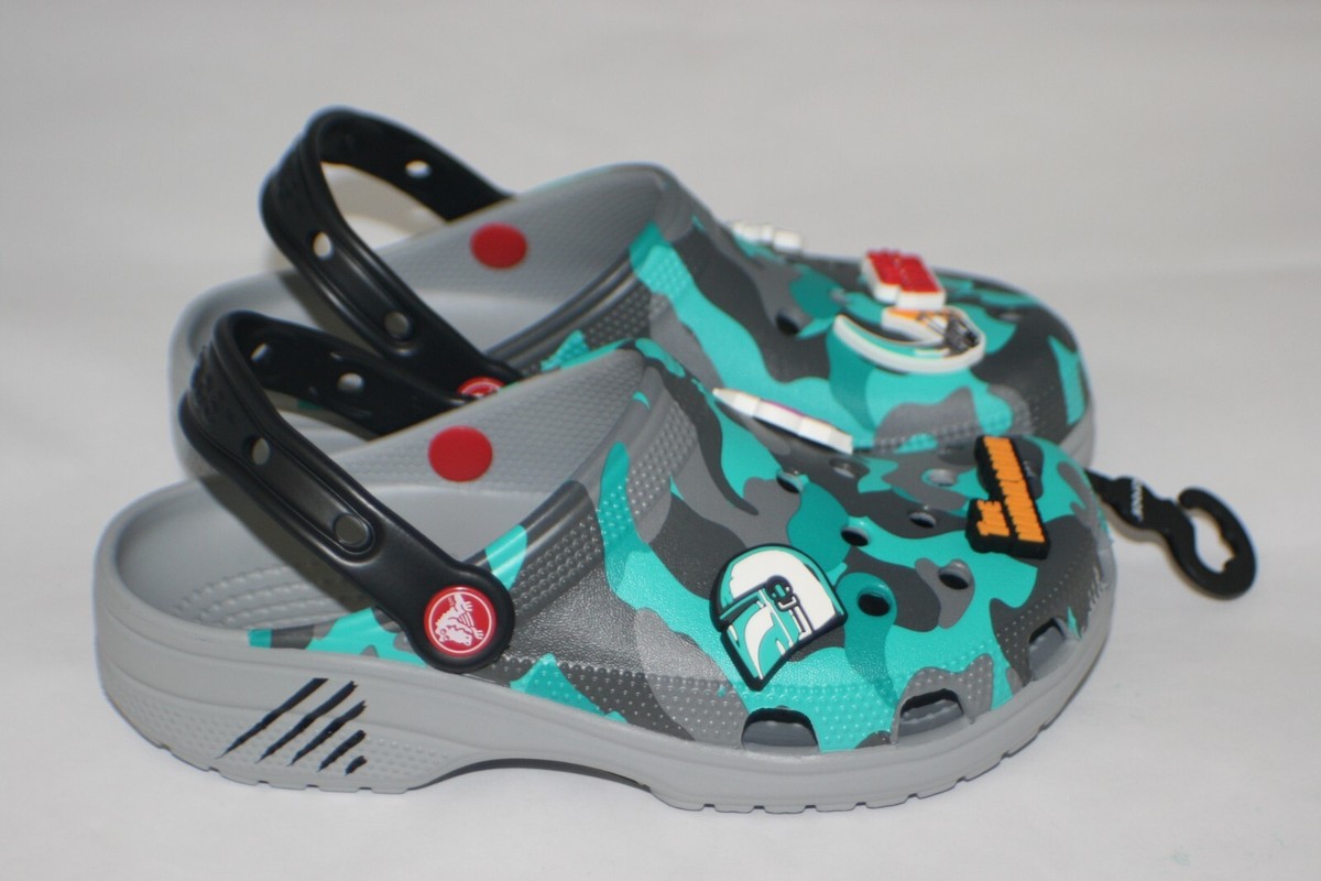 Crocs x Star Wars: The Mandalorian, Adult Clogs (M4W7) Star Wars The Mandalorian Disney Adult Crocs Clogs Mens 7  main image 2
