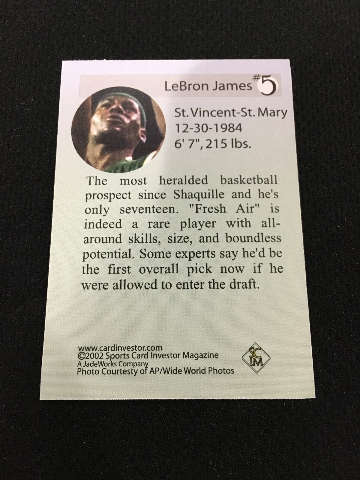 LEBRON JAMES ROOKIE 2002 SPORTS CARD INVESTOR MAGAZINE RC BASKETBALL