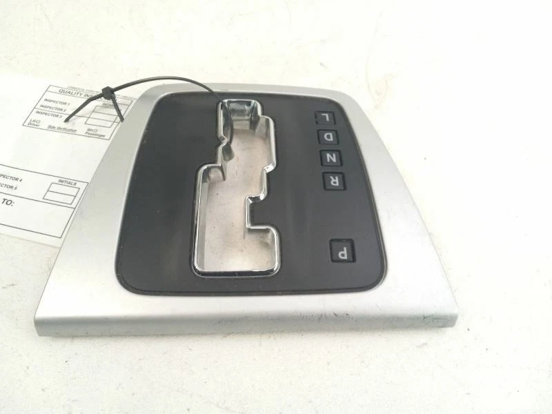 Dodge Caliber 2010 consola central palanca de cambios bisel 27049 Foto 4 de 4