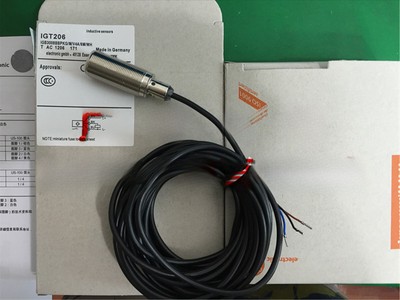 New One IFM IGT206 Proximity Switch Sensor IGT206 Free Shipping