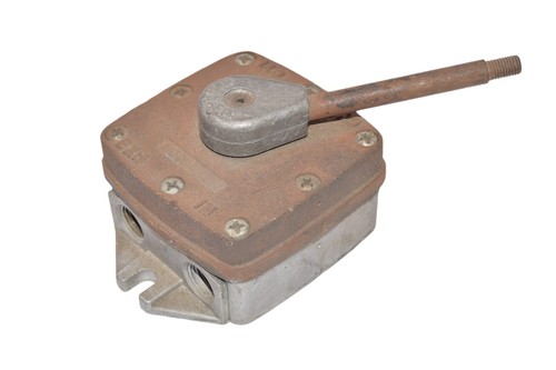 Parker Hannifin Directional Control Valve EXH IN CYL 