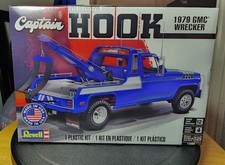 Revell 14590 Captain Hook 1979 GMC Wrecker 1/25 model kit
