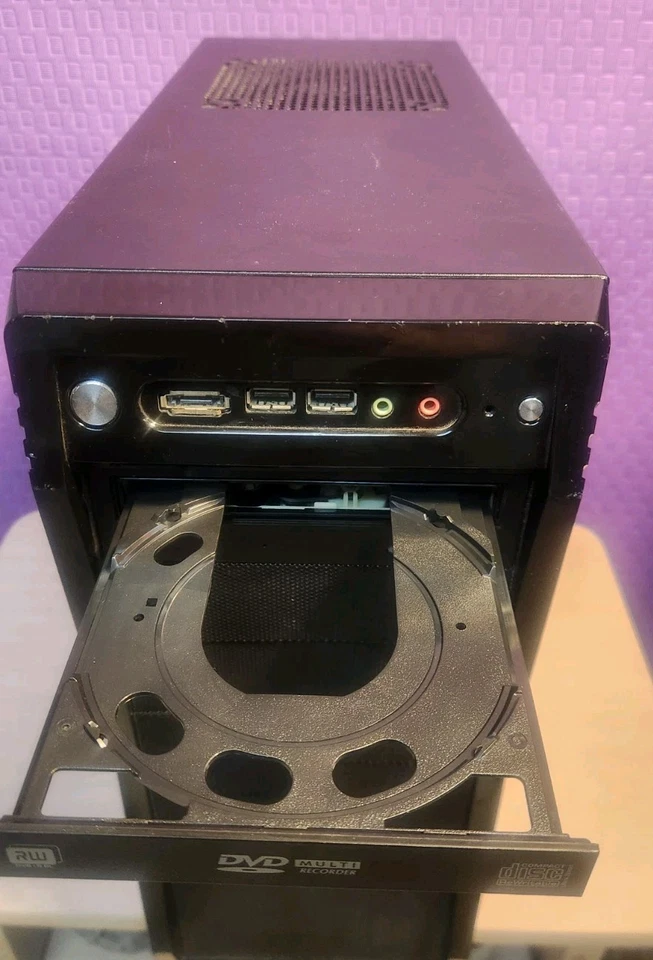 desktop pc - Image 4 of 4