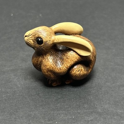 Netsuke Rabbit Bunny Hare Made Of Resin - Signed - Reproduction