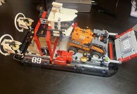 Lego technic Hovercraft 1020 parts complete with stickers and instructions