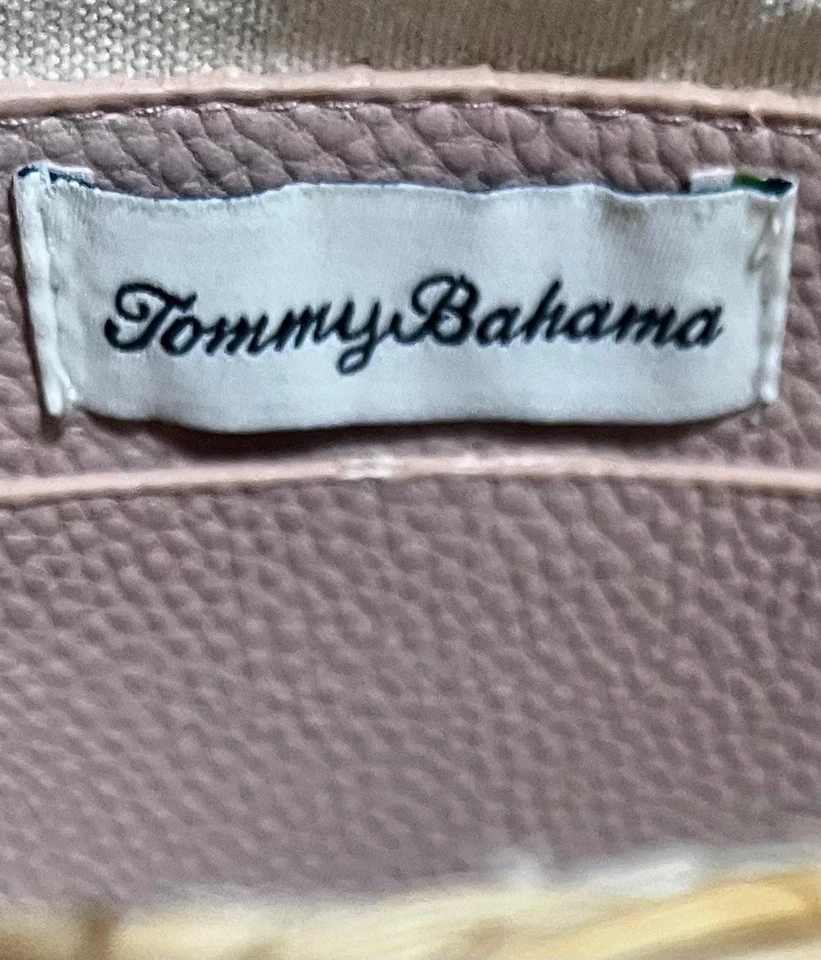 Tommy Bahama Pink Blush and Tan Bag Wicker Basket Satchel.  - Image 4 of 4