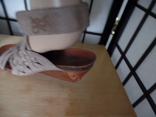 ZAPATOS/SANDALIAS OTBT ST JOSEPH EXCELENTES Y RAROS CUERO TOPO GAMUZA TALLA 7,5 M - Imagen 5 de 9
